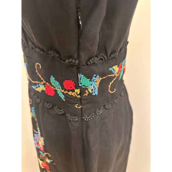 NWT FARM Rio Black Cross Stitch V Neck Dress Sz Large - Picture 6 of 8